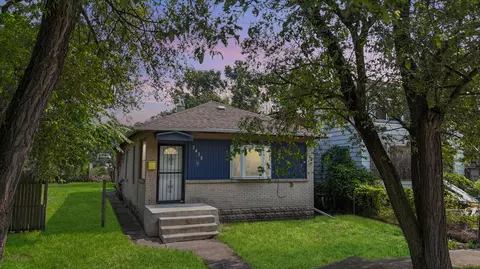Exterior - 2435 Diamond Ave, Gary, IN 46407 photo 2 of 3