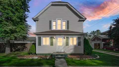 306 Clyborn St, Westville, IN 46391