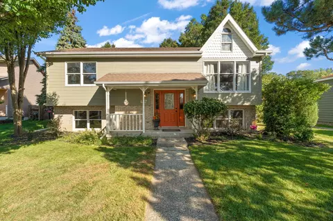 437 S Park Dr, Griffith, IN 46319 photo 1