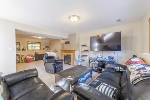 915 Quail Ridge Dr, Porter, IN 46304 photo 24