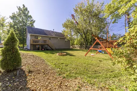 915 Quail Ridge Dr, Porter, IN 46304 photo 31