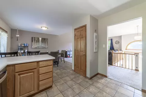 915 Quail Ridge Dr, Porter, IN 46304 photo 11