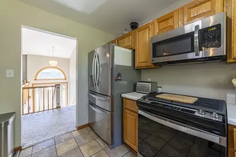 915 Quail Ridge Dr, Porter, IN 46304 photo 9