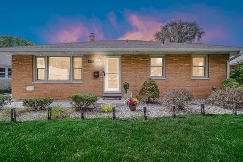 842 N Jay St, Griffith, IN 46319 photo 1