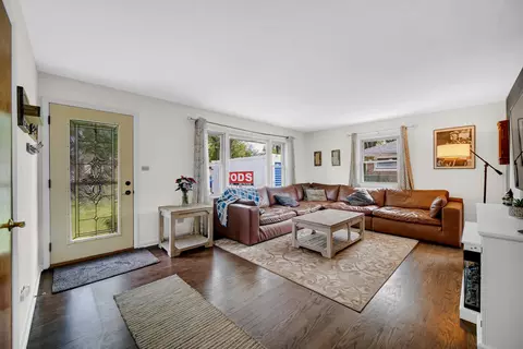 842 N Jay St, Griffith, IN 46319 photo 7