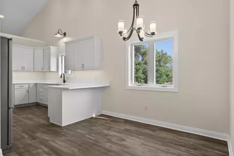 Dining - 9925 Pheasant Ln, Saint John, IN 46373 photo 2 of 2