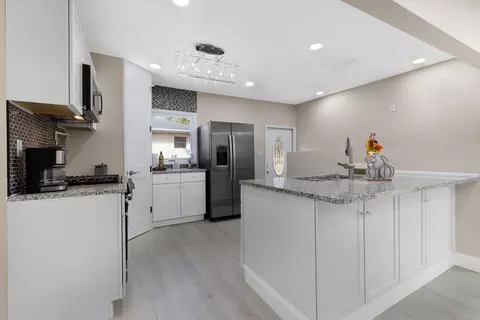 Kitchen - 953 Colfax St, Gary, IN 46406 photo 2 of 4
