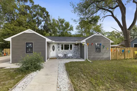 Exterior - 953 Colfax St, Gary, IN 46406 photo 1 of 7