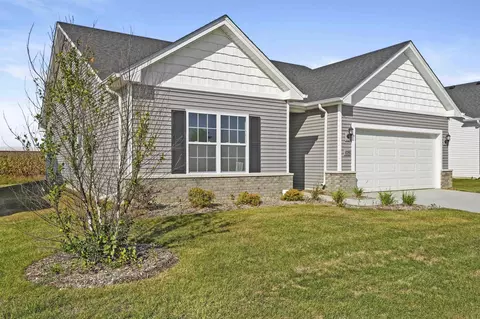 Exterior - 6530 E 103rd Ave, Crown Point, IN 46307 photo 3 of 6