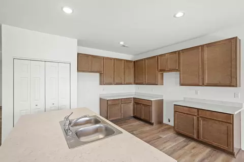 Kitchen - 6530 E 103rd Ave, Crown Point, IN 46307 photo 2 of 2