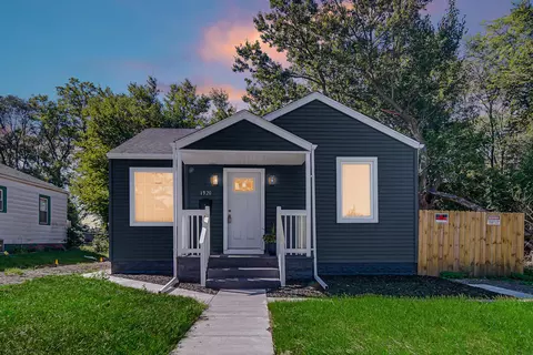 1920 Roosevelt Pl, Gary, IN 46404