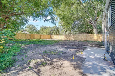 1920 Roosevelt Pl, Gary, IN 46404 photo 23
