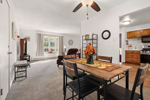 Dining - 10446 N 500, De Motte, IN 46310 photo 2 of 2