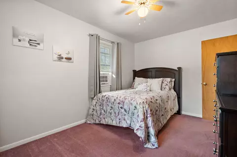 Bedroom - 10446 N 500, De Motte, IN 46310 photo 2 of 2