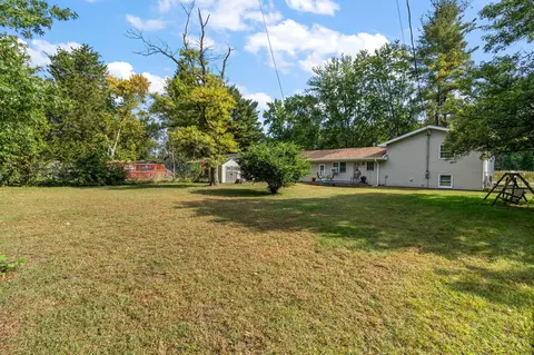 Exterior - 10446 N 500, De Motte, IN 46310 photo 5 of 14