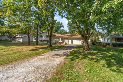 Exterior - 10446 N 500, De Motte, IN 46310 photo 2 of 14