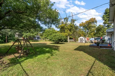 Exterior - 10446 N 500, De Motte, IN 46310 photo 4 of 14