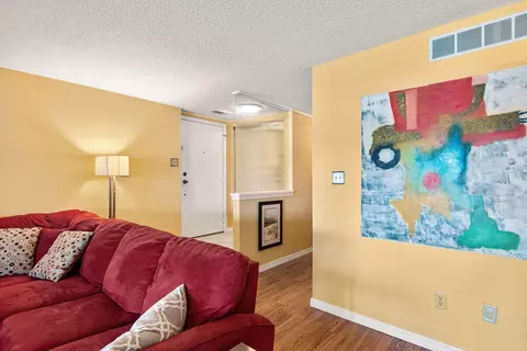 Entry Way - 2531 E Lakeshore Dr #A 39, Crown Point, IN 46307 photo 1 of 1