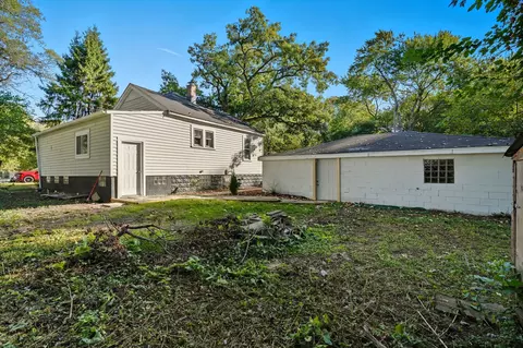 Exterior - 7201 W 24th Ave, Gary, IN 46406 photo 3 of 4