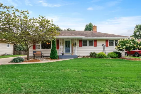 3232 Lincoln St, Highland, IN 46322