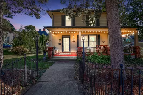 359 Chicago St, Valparaiso, IN 46383