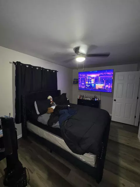 Bedroom - 2338 Sherman St, Gary, IN 46406 photo 2 of 4