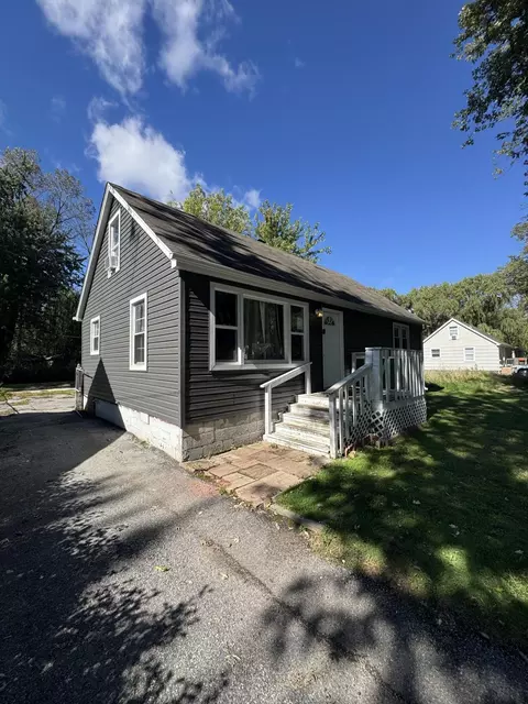 Exterior - 2338 Sherman St, Gary, IN 46406 photo 2 of 2
