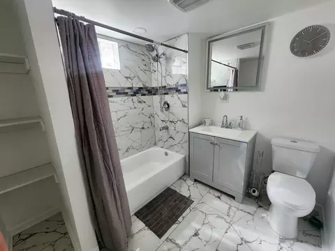 Bath - 851 Johnson St, Gary, IN 46402 photo 4 of 4