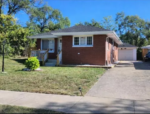 Exterior - 851 Johnson St, Gary, IN 46402 photo 2 of 5