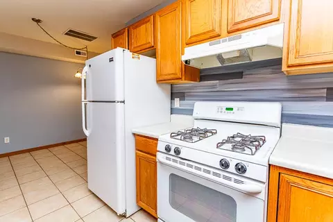 Kitchen - 7674 E 108th Ave, Crown Point, IN 46307 photo 3 of 6