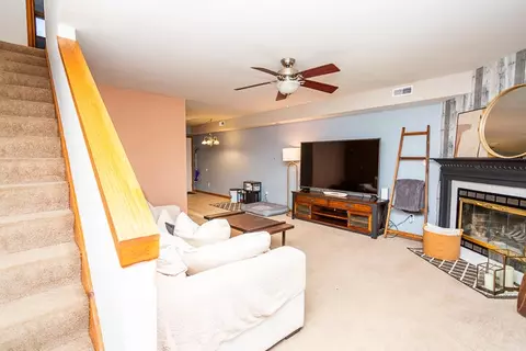 Living - 7674 E 108th Ave, Crown Point, IN 46307 photo 1 of 4