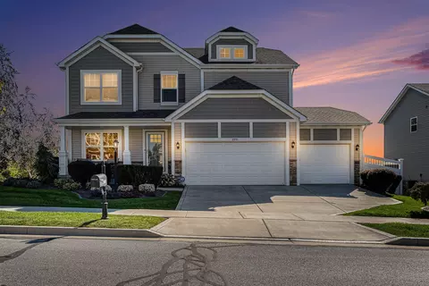 2551 Kerry Dr, Valparaiso, IN 46385