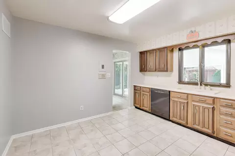 Kitchen - 9449 Primrose Ln, Munster, IN 46321 photo 3 of 3