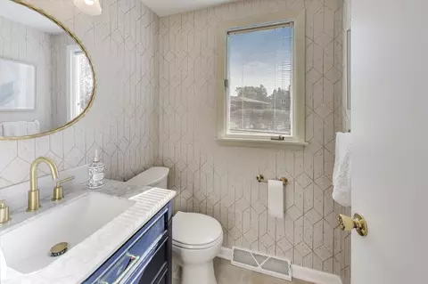 Bath - 9449 Primrose Ln, Munster, IN 46321 photo 1 of 3