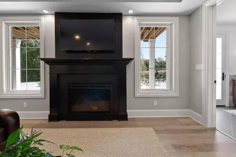 Living - 640 Eleanor Rose Ct, Crown Point, IN 46307 photo 4 of 4