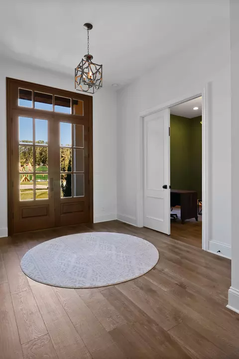 Entry Way - 640 Eleanor Rose Ct, Crown Point, IN 46307 photo 2 of 9