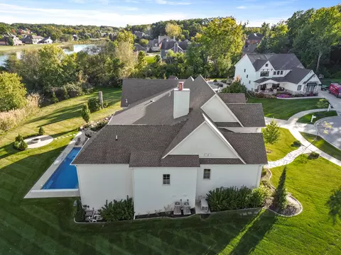 View/Area - 640 Eleanor Rose Ct, Crown Point, IN 46307 photo 2 of 10