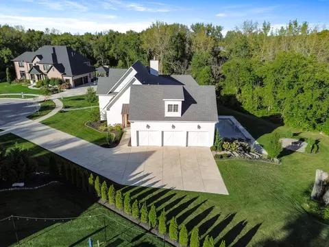 View/Area - 640 Eleanor Rose Ct, Crown Point, IN 46307 photo 4 of 10