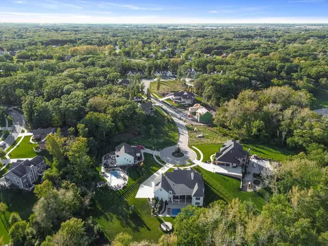 View/Area - 640 Eleanor Rose Ct, Crown Point, IN 46307 photo 7 of 10