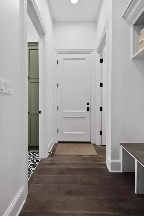 Entry Way - 640 Eleanor Rose Ct, Crown Point, IN 46307 photo 7 of 9