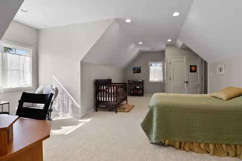 Bedroom - 640 Eleanor Rose Ct, Crown Point, IN 46307 photo 5 of 7