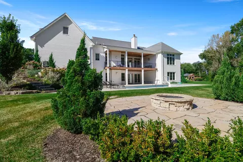 Exterior - 640 Eleanor Rose Ct, Crown Point, IN 46307 photo 4 of 12