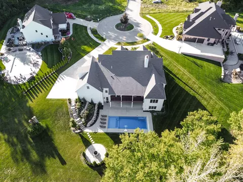 View/Area - 640 Eleanor Rose Ct, Crown Point, IN 46307 photo 1 of 10