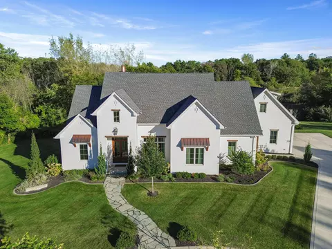 Exterior - 640 Eleanor Rose Ct, Crown Point, IN 46307 photo 12 of 12