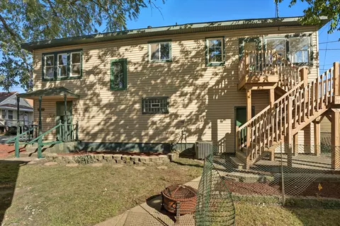 Exterior - 2027 12 Davidson Pl, Whiting, IN 46394 photo 5 of 5