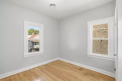 Bedroom - 2027 12 Davidson Pl, Whiting, IN 46394 photo 1 of 5