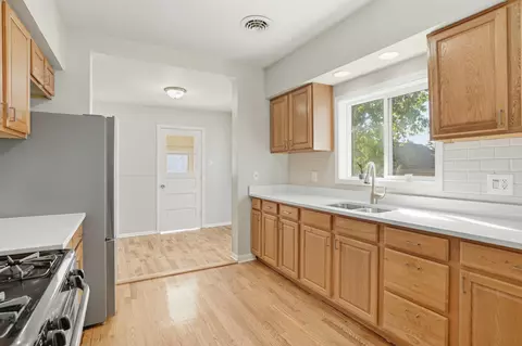 Kitchen - 2027 12 Davidson Pl, Whiting, IN 46394 photo 1 of 3