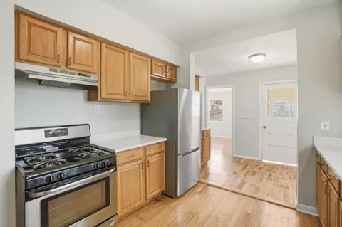 Kitchen - 2027 12 Davidson Pl, Whiting, IN 46394 photo 3 of 3