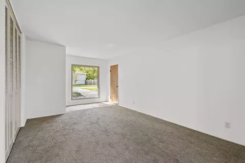 1307 N Jay St, Griffith, IN 46319 photo 12