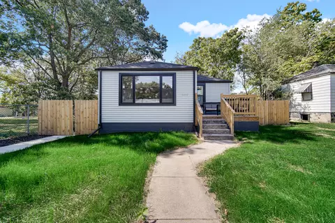 2232 Roosevelt Pl, Gary, IN 46404 photo 2